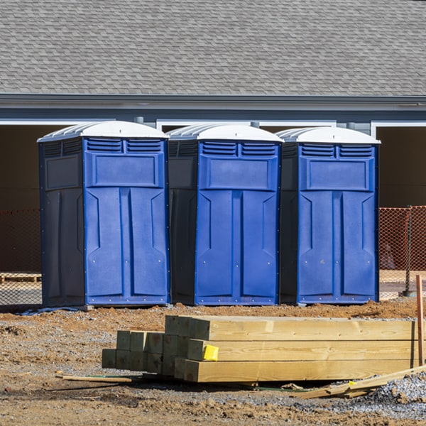 what is the cost difference between standard and deluxe porta potty rentals in Melvina